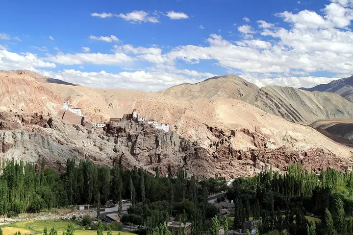 Basgo Gompa