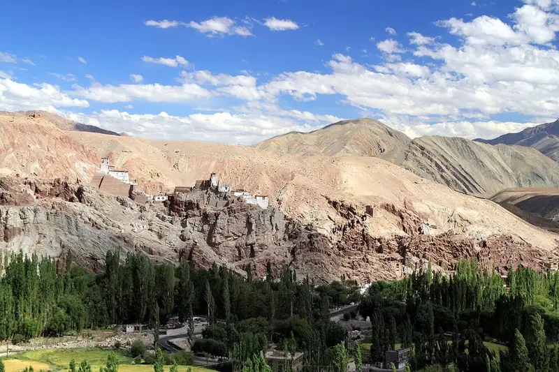 Basgo Gompa