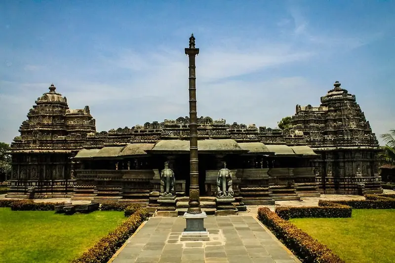 Veera Narayana Temple, Belavadi