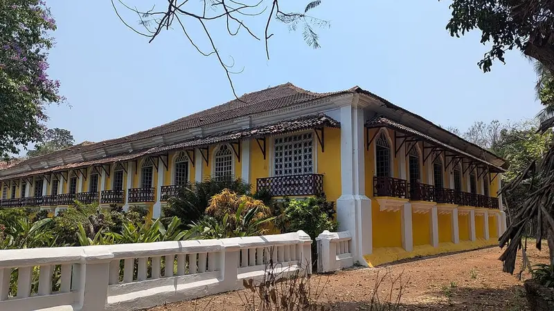 Braganza House, Chandor