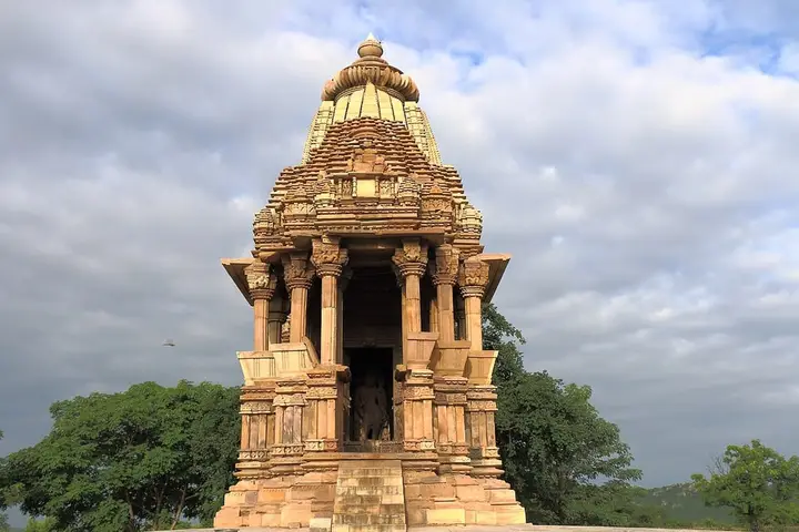 Chaturbhuj Temple