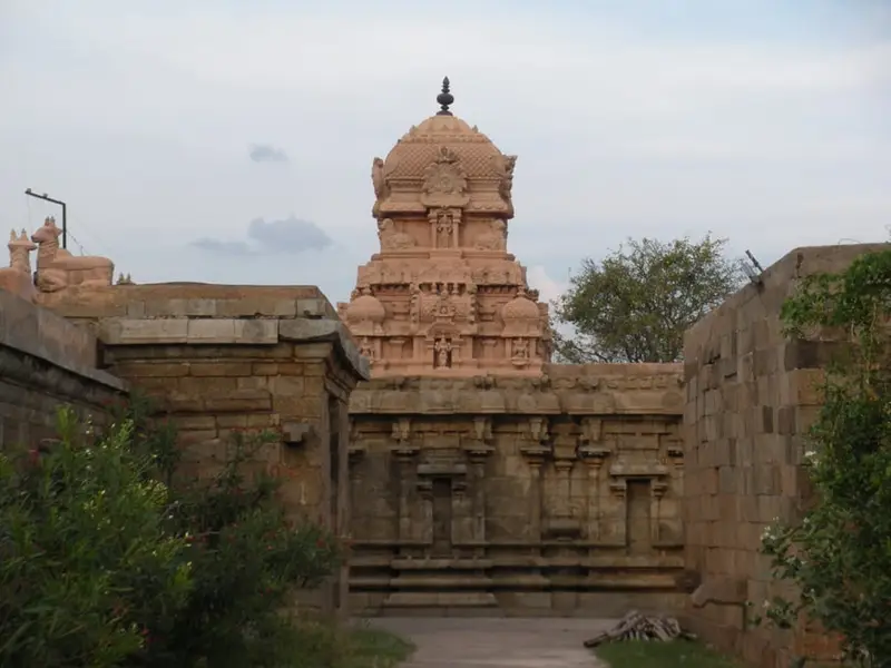 Erumbeeswarar Temple, Thiruverumbur