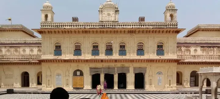 Kanak Bhawan and Dashrath Mahal