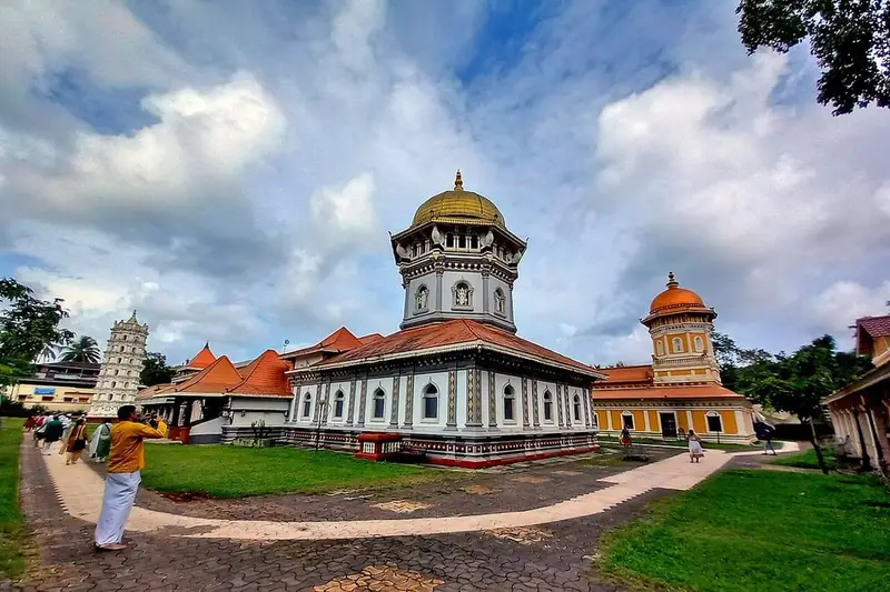Shri Mahalsa Narayani Temple