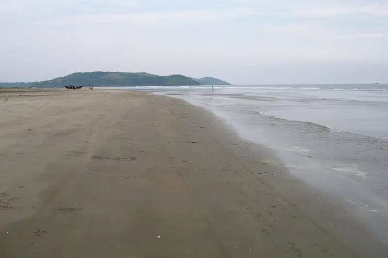 Morjim Beach