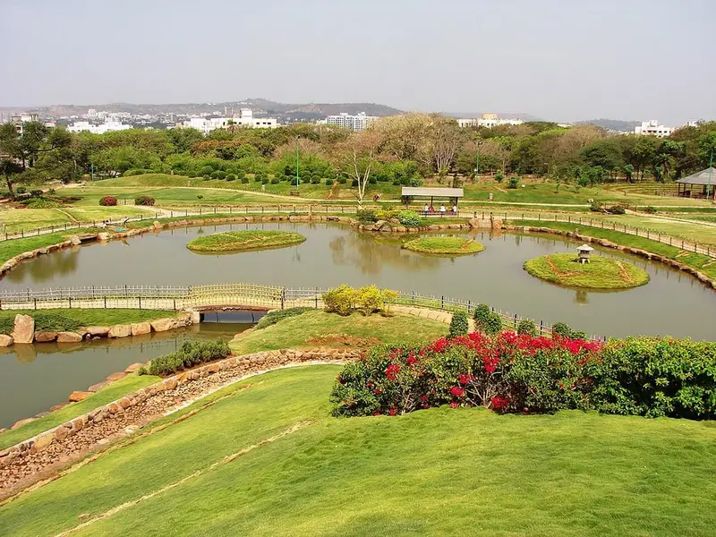 Pu La Deshpande Garden