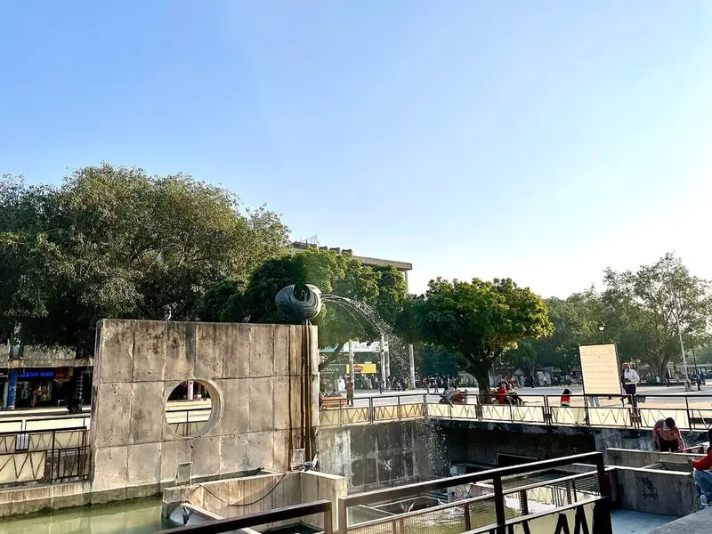 Sector 17 Plaza