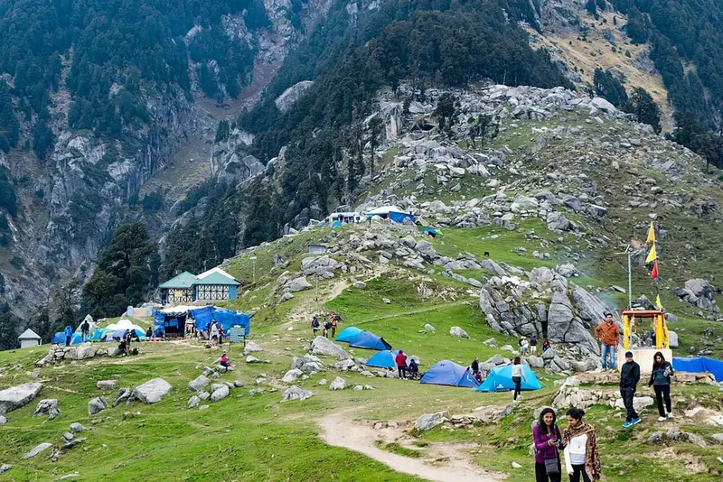 Triund trek, from Gallu Devi